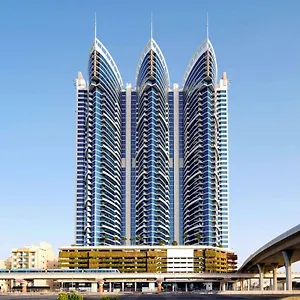 Novotel Al Barsha Отель