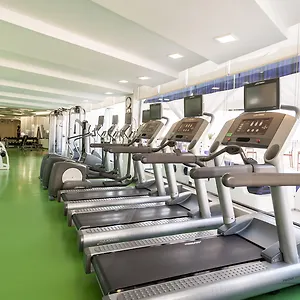 Al Barsha By Ihg Отель