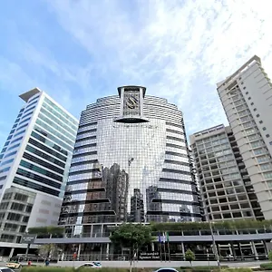 Signature 1 Tecom Отель