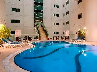 Lotus Downtown Metro Hotel Apartments 두바이 아랍에미리트