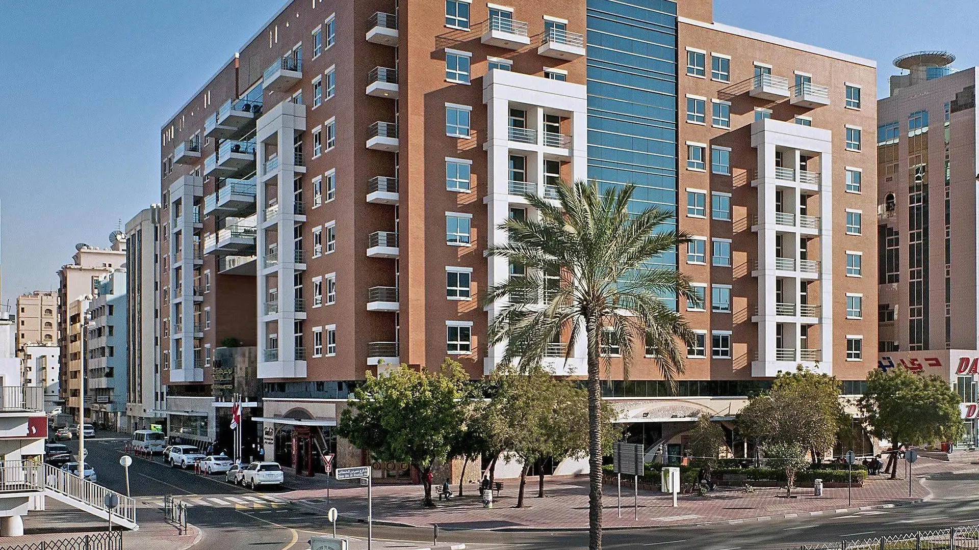 Lotus Downtown Metro Hotel Apartments 두바이