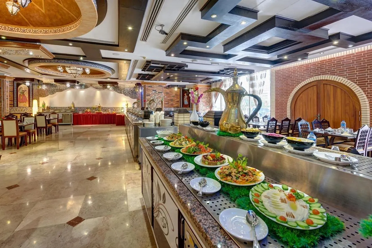 Lotus Downtown Metro Hotel Apartments 두바이 아파트호텔