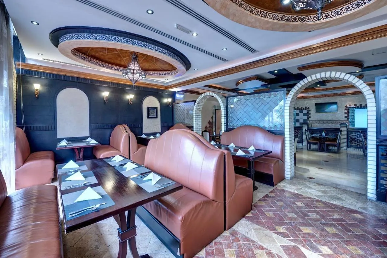 Lotus Downtown Metro Hotel Apartments 두바이
