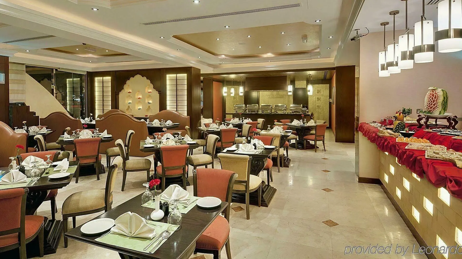 Lotus Downtown Metro Hotel Apartments 두바이